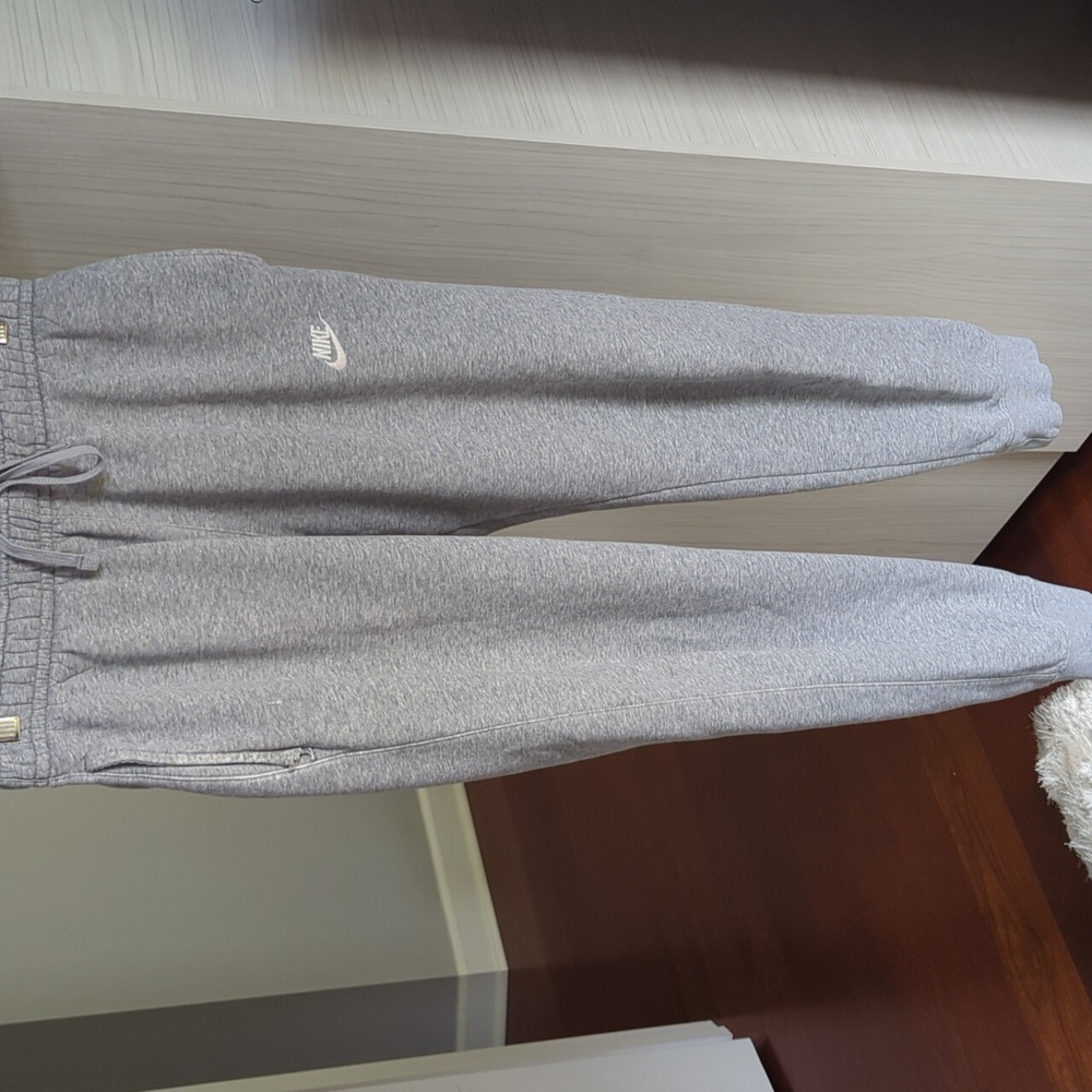 Men's Nike joggers size medium